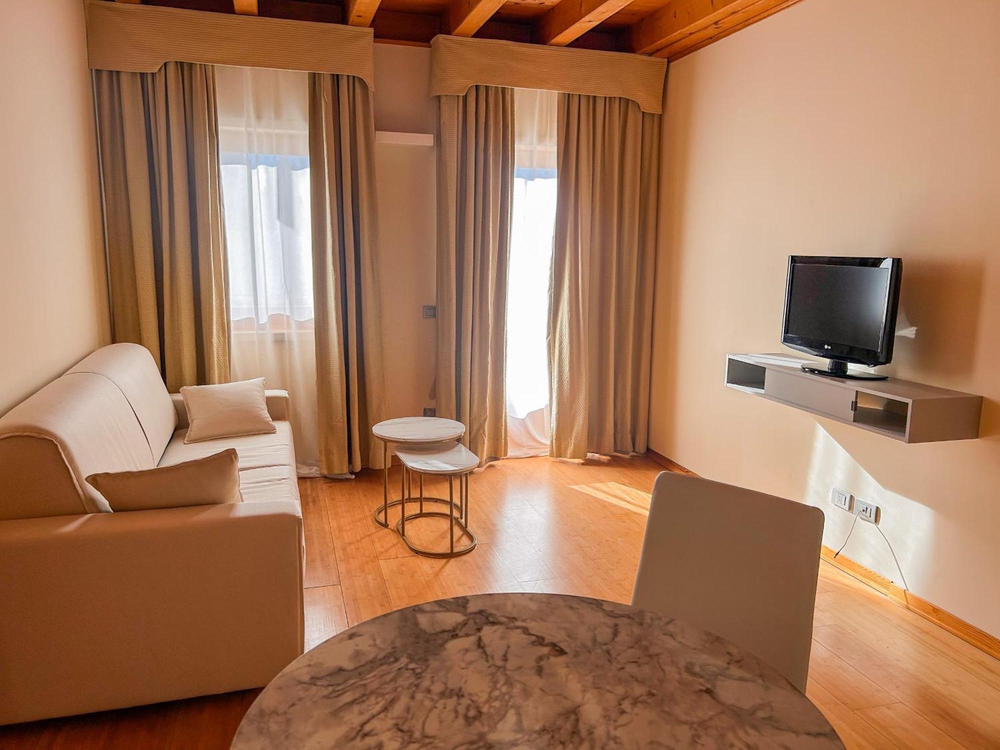 Hotel Della Torre 1850 Ponte San Marco Екстериор снимка