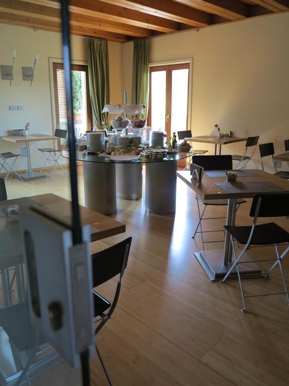 Hotel Della Torre 1850 Ponte San Marco Екстериор снимка